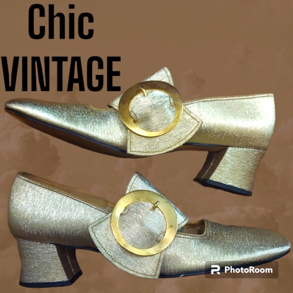 60's Gold Vintage Mod Block Heel Mary Jane's with side buckle sz 7
